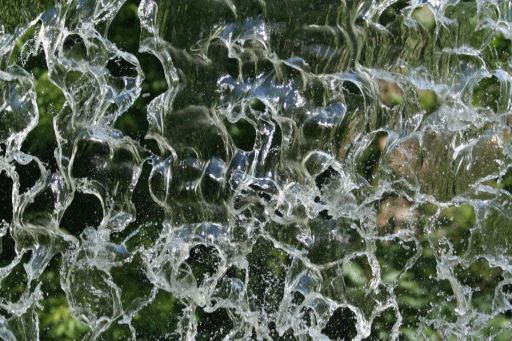 waterfall_with_fast_shutter