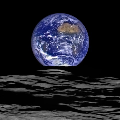 new_high-resolution_earthrise_image