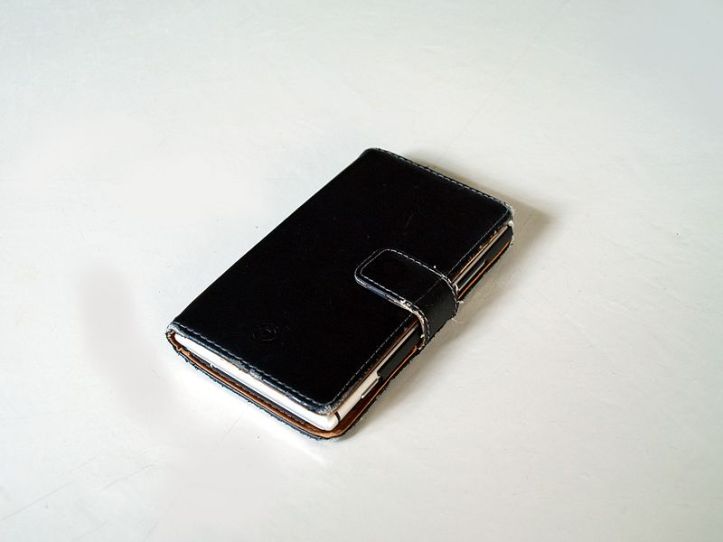 Smartphone_case_cover_black