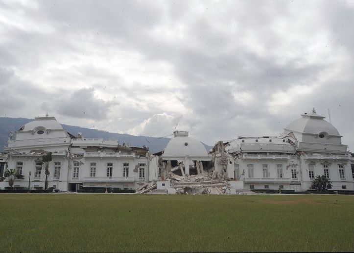 1024px-PalacioNacional