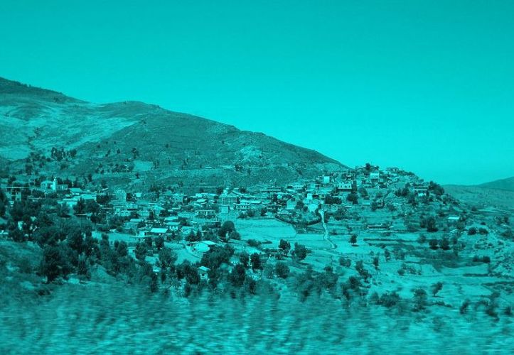 800px-Kabylievillage